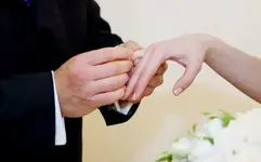 Почему развод и брак пишутся так похоже.webp