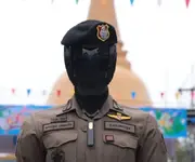 Тайландская полиция представила полицейского робота «AI Police Cyborg 1.0».webp