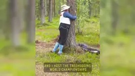 В Финляндии прошел международный чемпионат по обниманию деревьев.webp