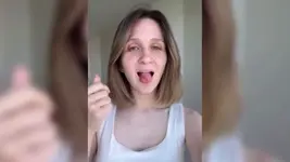 Девушка из Сочи утверждает, что получила химический ожог языка, укусив булку из «Пятерочки».webp